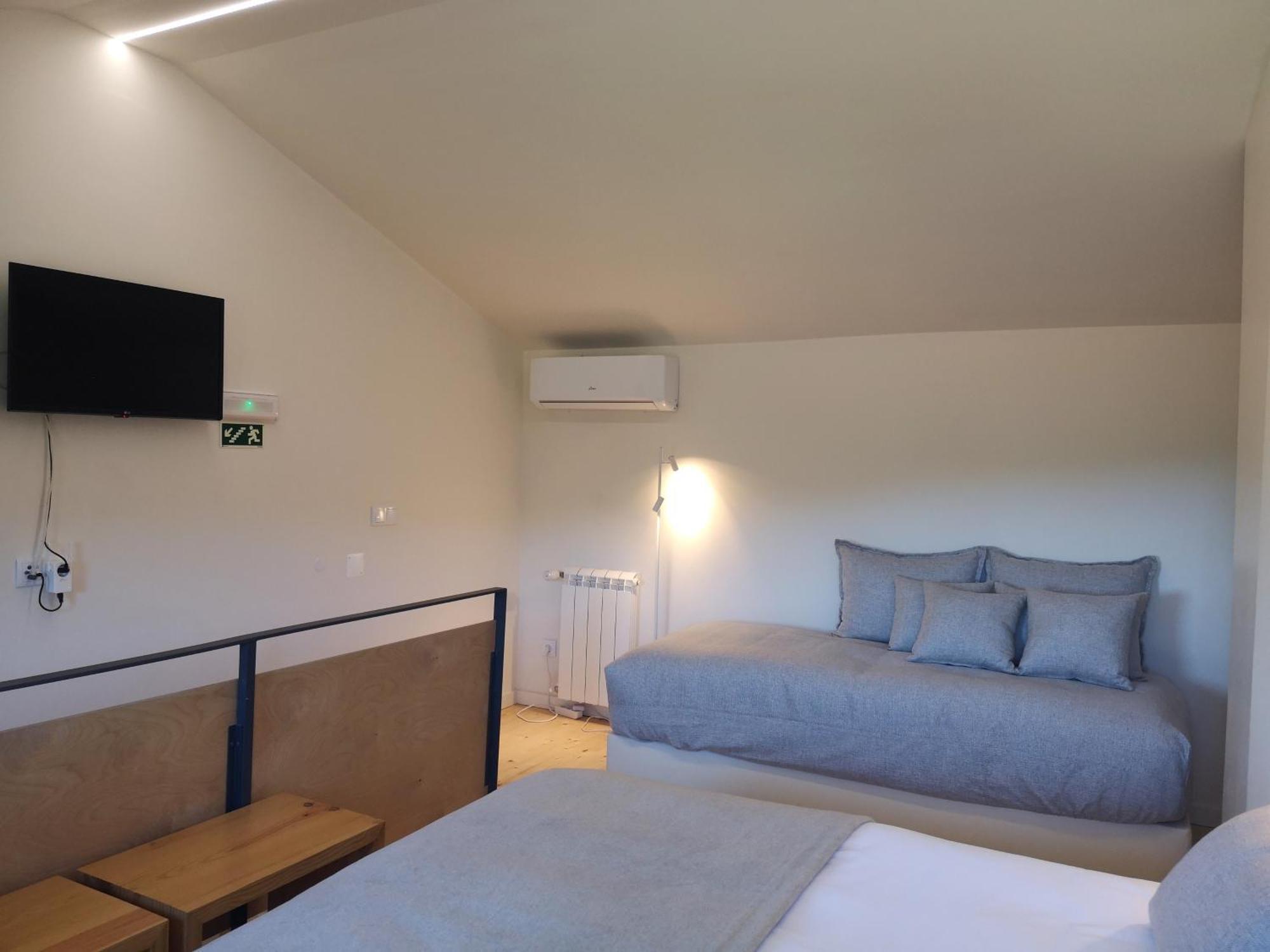 Em Xisto - Casas De Montanha - Casa Xisto Nascente Villa Gois Bagian luar foto